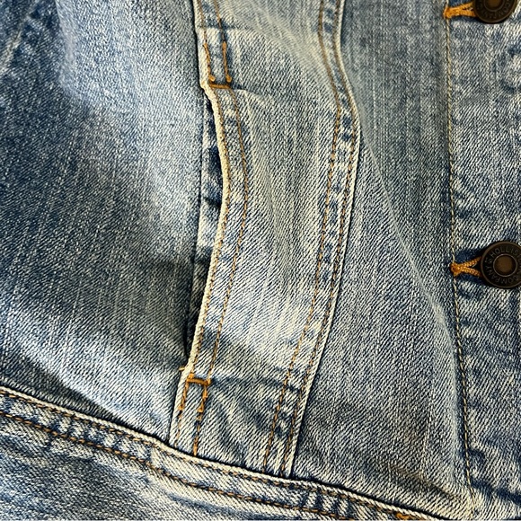 Hollister Surf 1972 Denim Jacket With Stud Details Size Medium - Picture 9 of 14